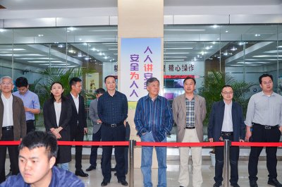 中機生產(chǎn)力促進(jìn)中心邱城一行蒞臨川威集團(tuán)連界基地調(diào)研