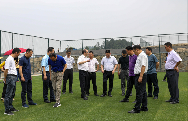 重慶市體育局副局長楊貴山率隊到川威集團連界基地調(diào)研(圖2)