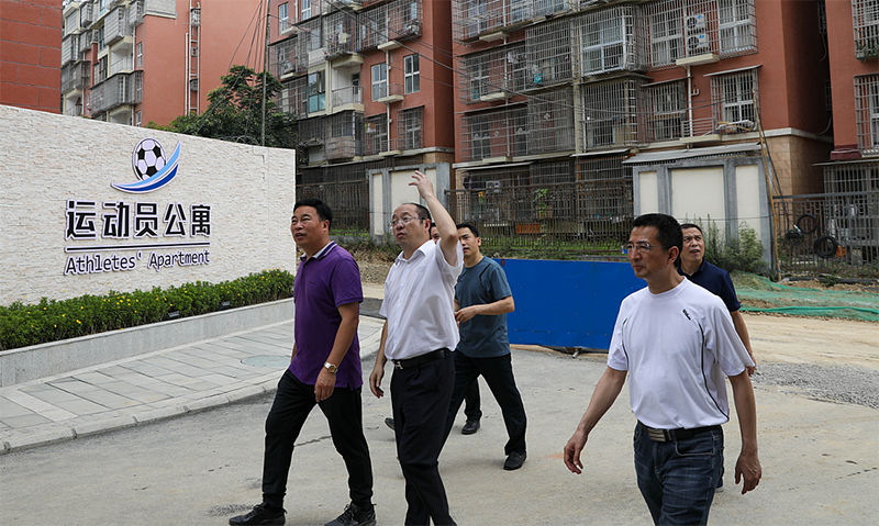 重慶市體育局副局長楊貴山率隊到川威集團連界基地調(diào)研(圖3)