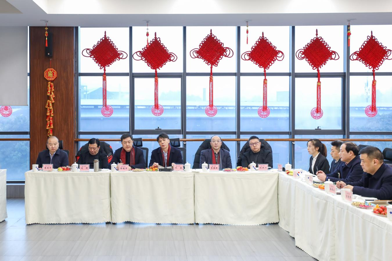 集團(tuán)公司開展新春慰問活動暨迎新春座談會(圖6)