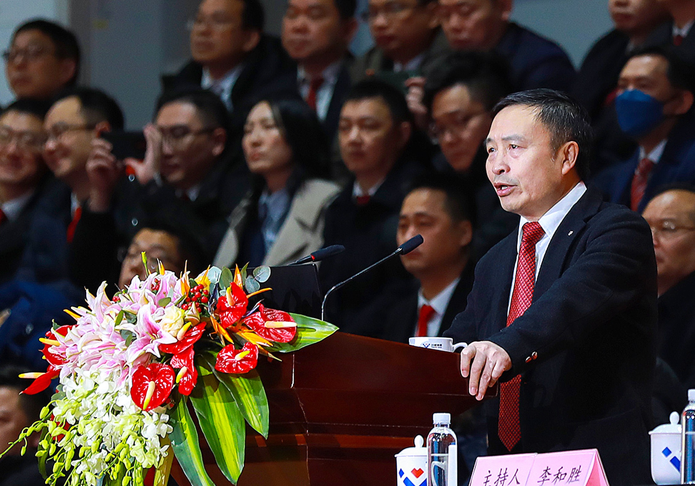 創(chuàng)造奇跡 追求卓越——川威集團(tuán)隆重召開(kāi)2022年年會(huì)暨三代會(huì)(圖7) 創(chuàng)造奇跡 追求卓越——川威集團(tuán)隆重召開(kāi)2022年年會(huì)暨三代會(huì)(圖7)