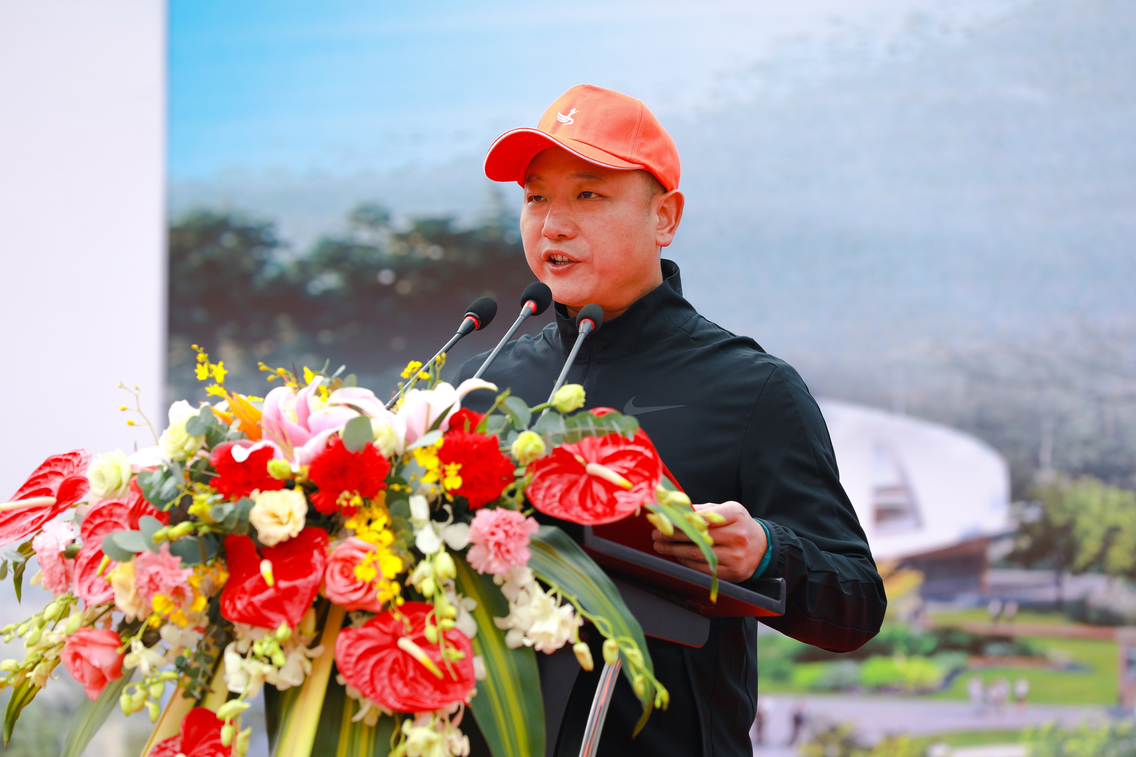 釩鈦科技舉行穹窿植物園開園試運(yùn)營(yíng)儀式(圖3) 釩鈦科技舉行穹窿植物園開園試運(yùn)營(yíng)儀式(圖3)