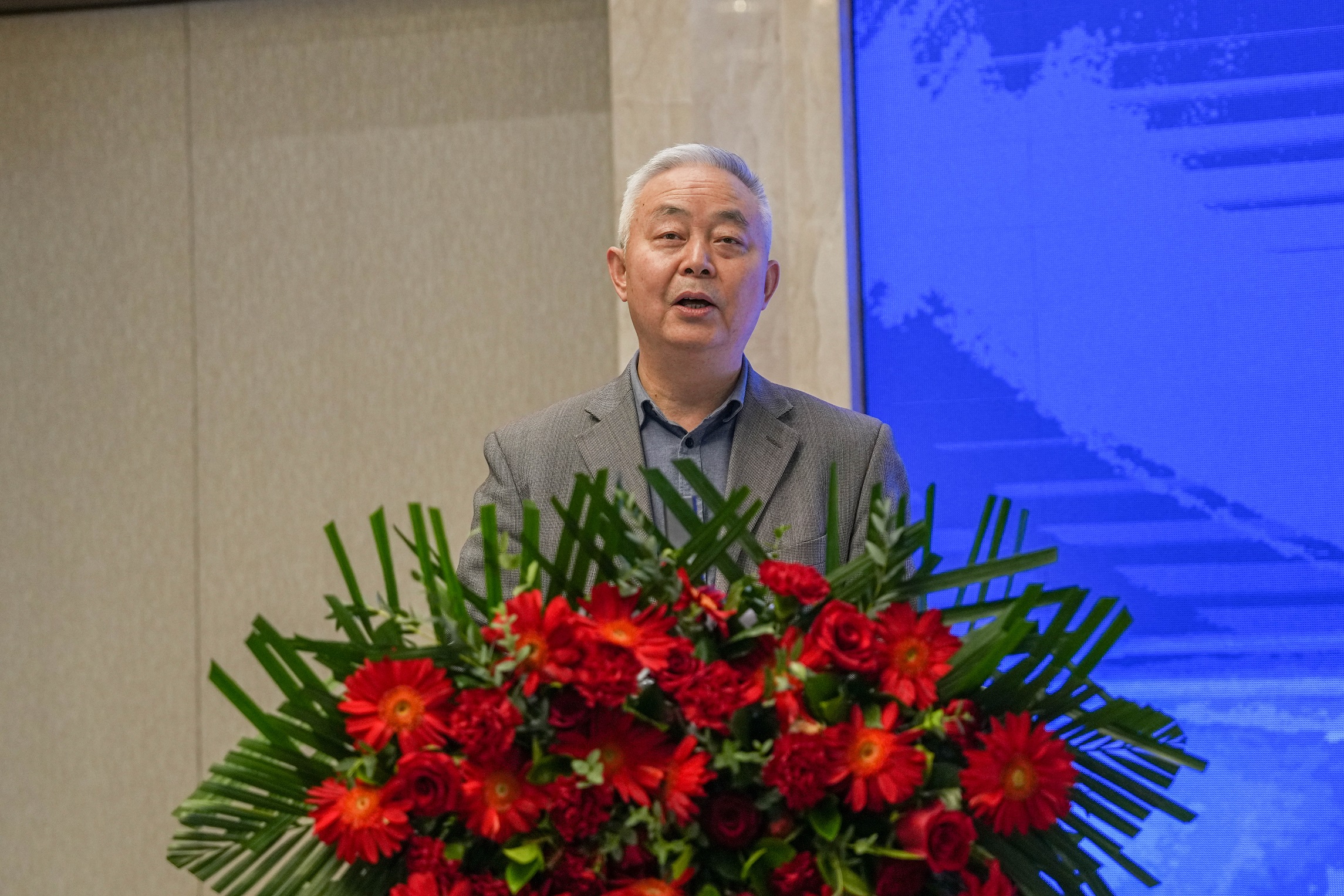 第八屆陜晉川甘鋼企高峰論壇理事長(zhǎng)會(huì)議在西昌順利召開(kāi)(圖9) 第八屆陜晉川甘鋼企高峰論壇理事長(zhǎng)會(huì)議在西昌順利召開(kāi)(圖9)