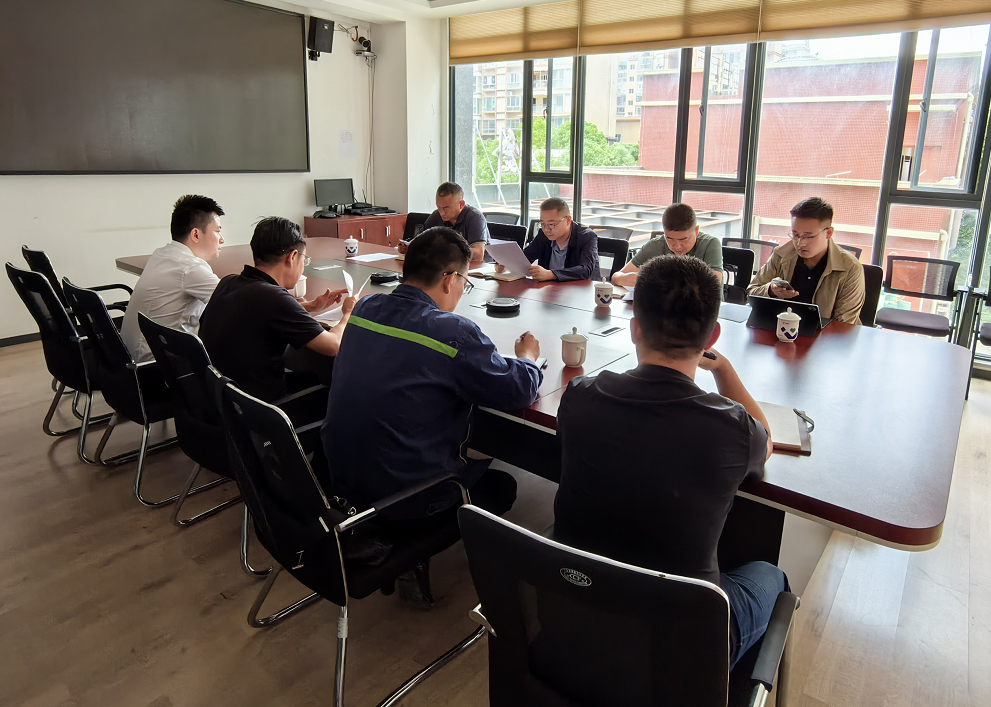 會理市委副書記、市長徐陽到礦業(yè)總公司財通公司調(diào)研