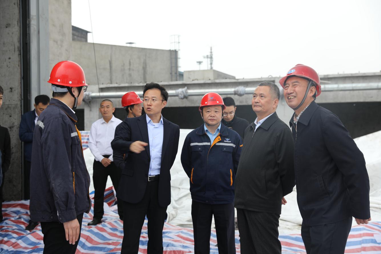 市人大常委會副主任曾云忠、市政府副市長畢勝到川威調(diào)研督導(dǎo)超低排放改造推進情況(圖3)