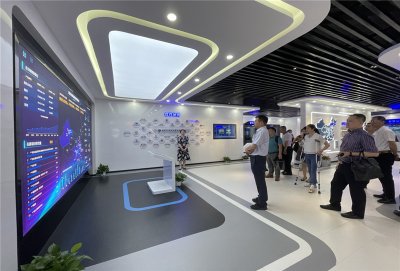 中鐵開發(fā)投資集團、中鐵八局現(xiàn)代物流、四川省川威集團、湖北交投物流舉辦交